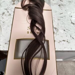 Bellami Silk Seam 20” 180g clip in human hair extensions in Walnut Brown